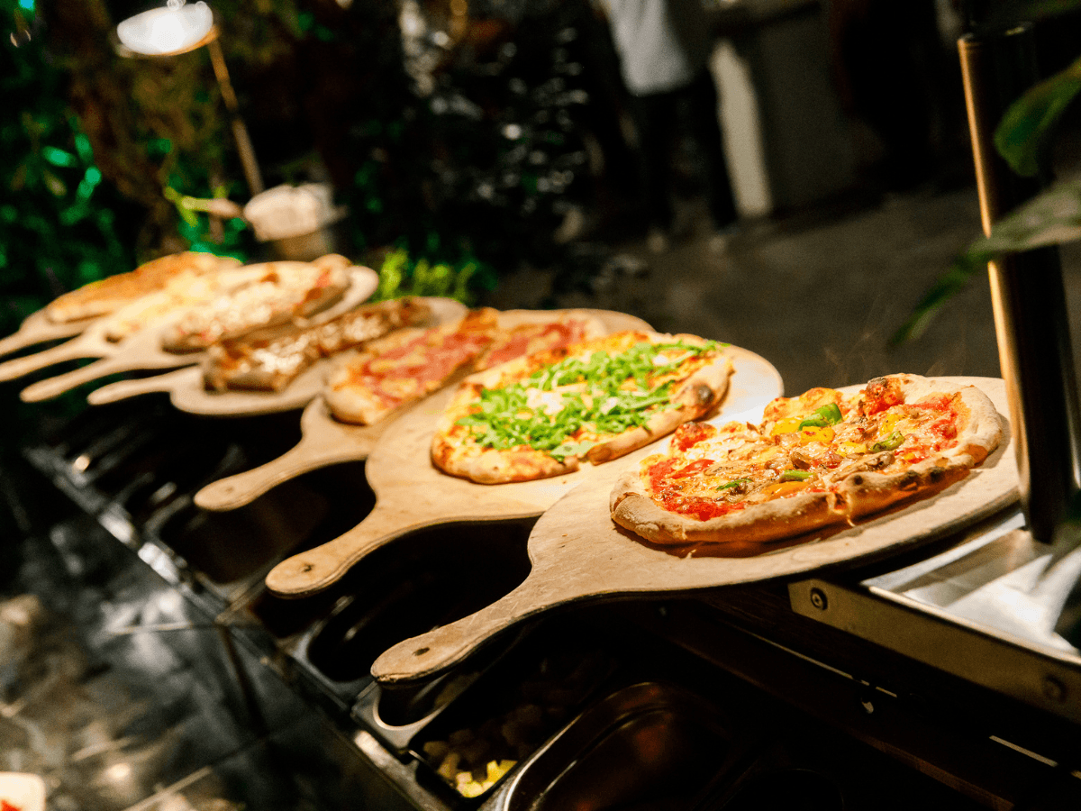 Pizza foodtruck catering