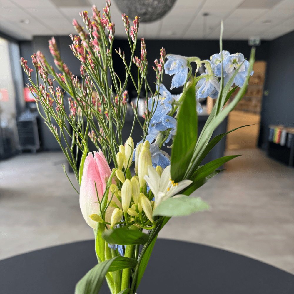 bloemen tijdens uitvaart catering