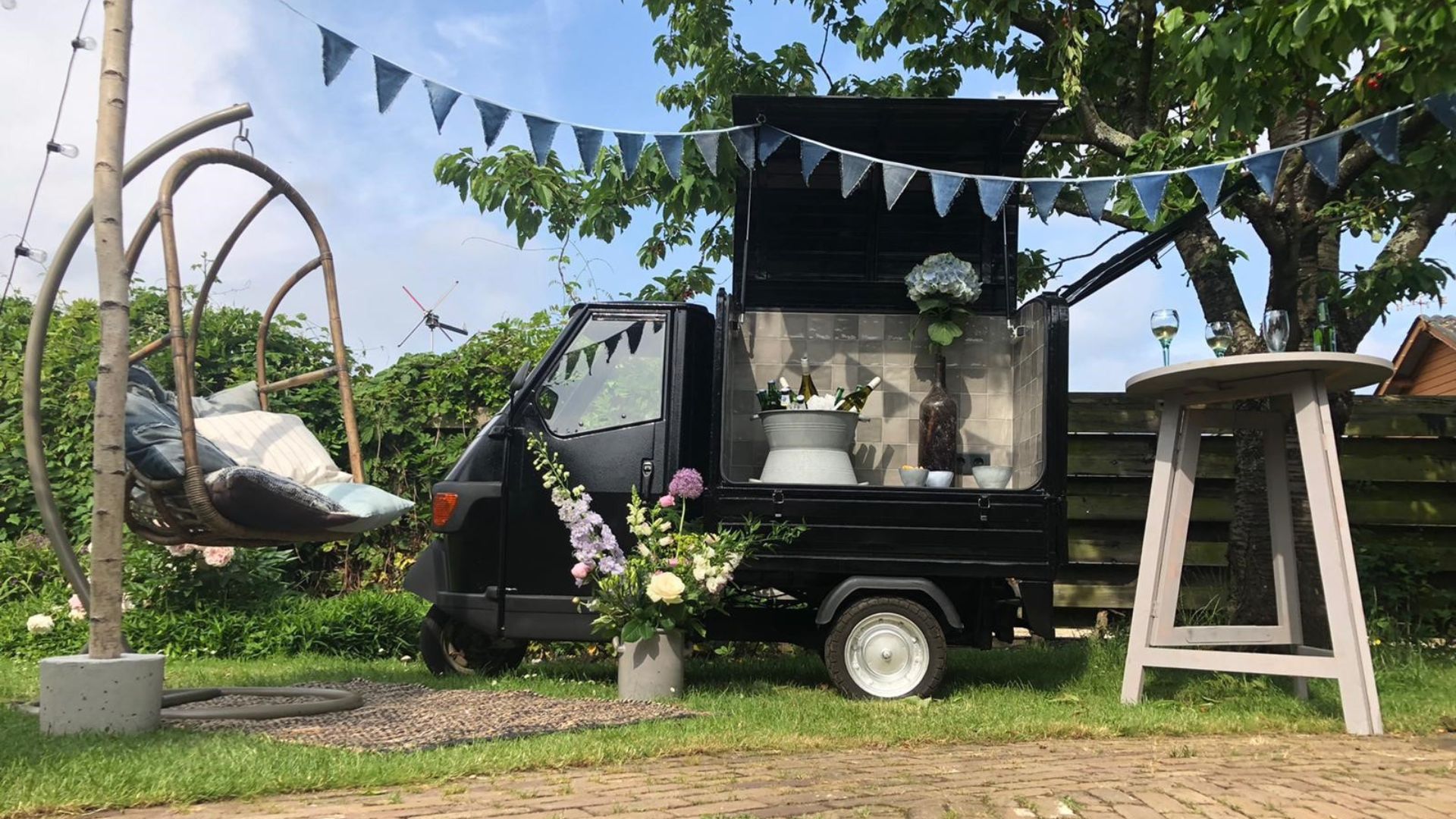 piaggio-foodtruck-catering