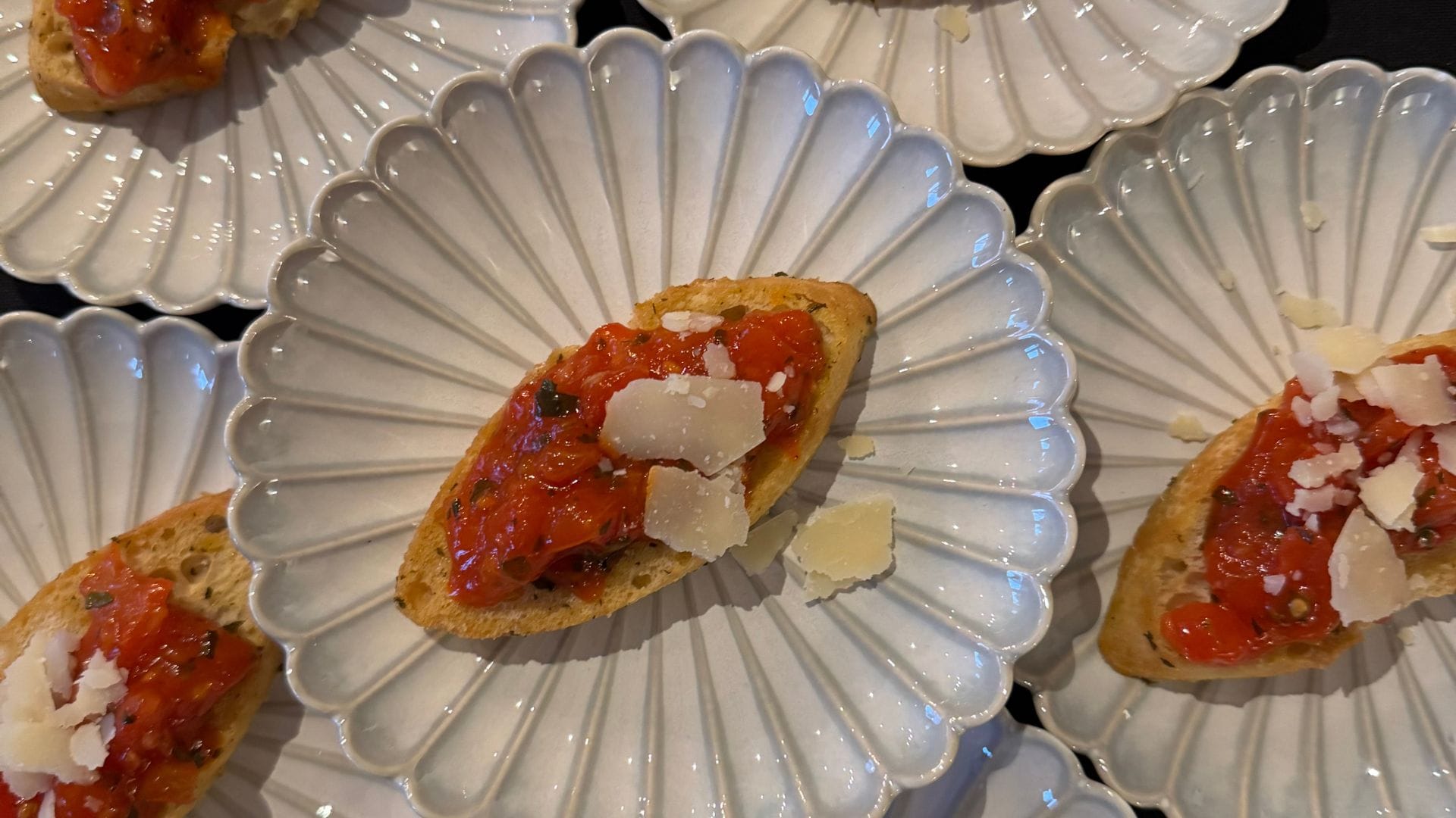 Bruschetta-cateringaelsmeer-buffet-senzacarne